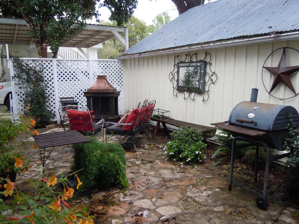 Carriage House Fredericksburg Bed & Breakfast Luaran gambar