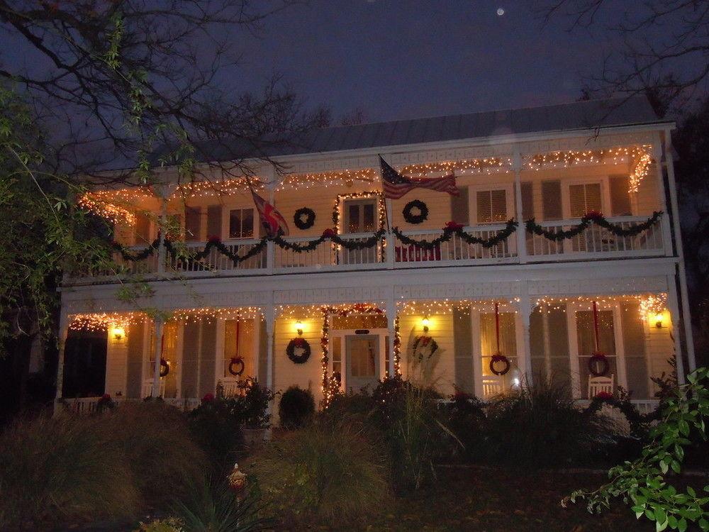 Carriage House Fredericksburg Bed & Breakfast Luaran gambar