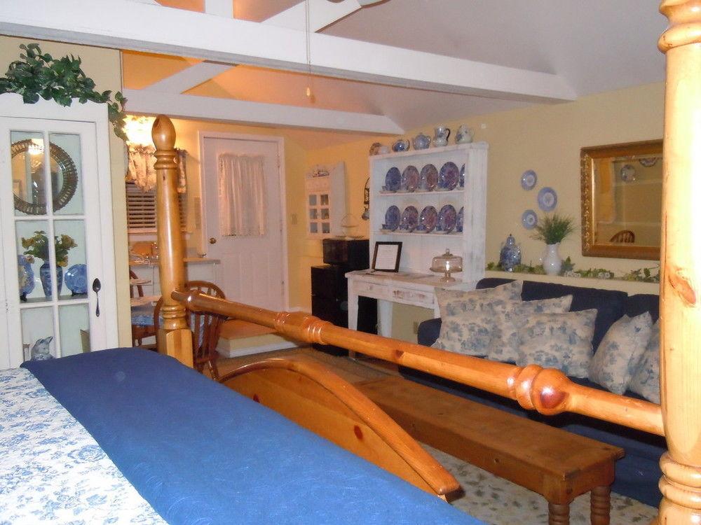 Carriage House Fredericksburg Bed & Breakfast Luaran gambar