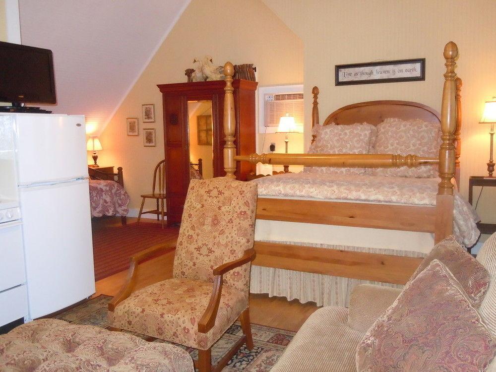Carriage House Fredericksburg Bed & Breakfast Luaran gambar